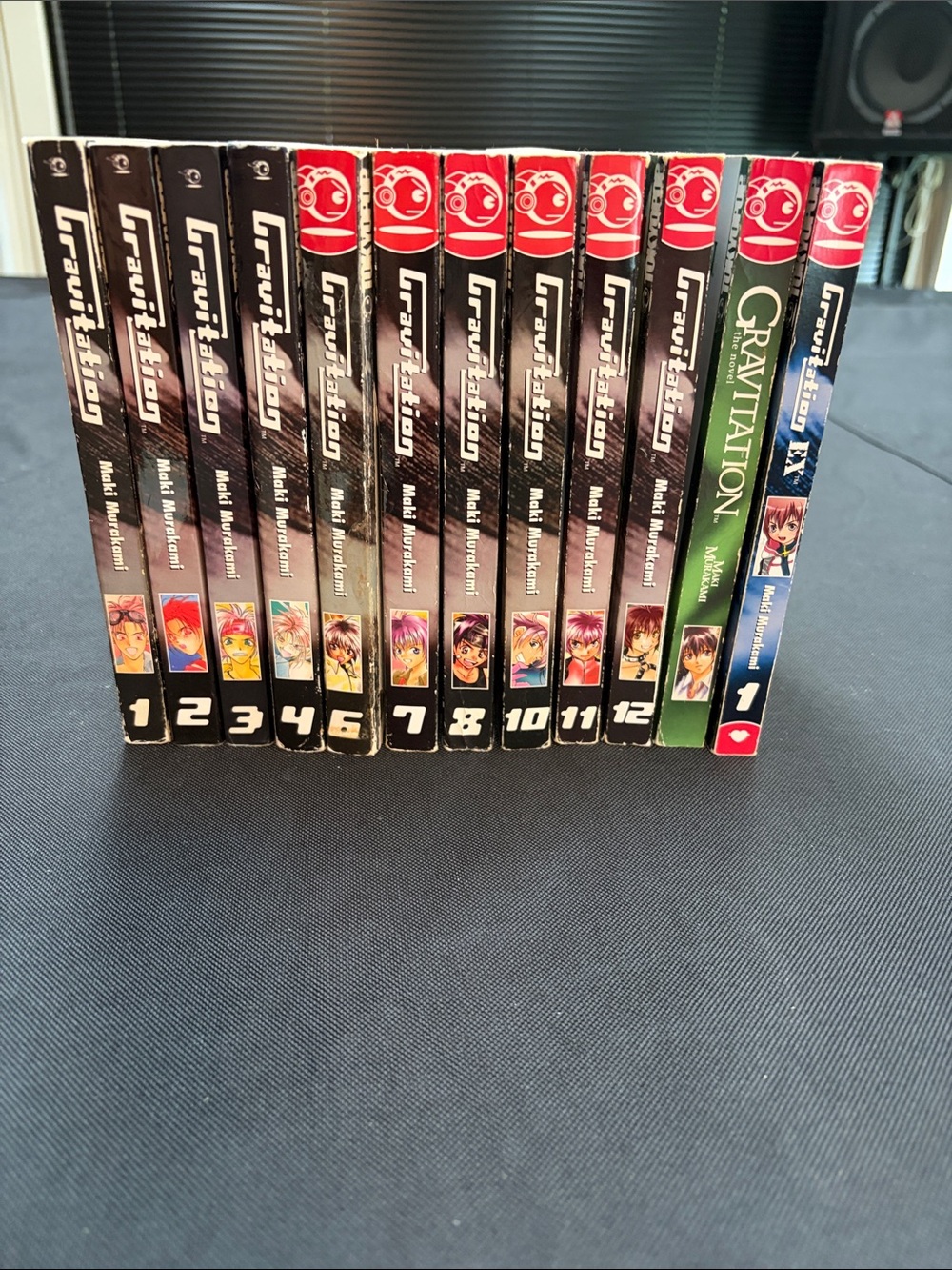 Gravitation Manga Volumes 1-12 & Extra – Black & Red Spine Set